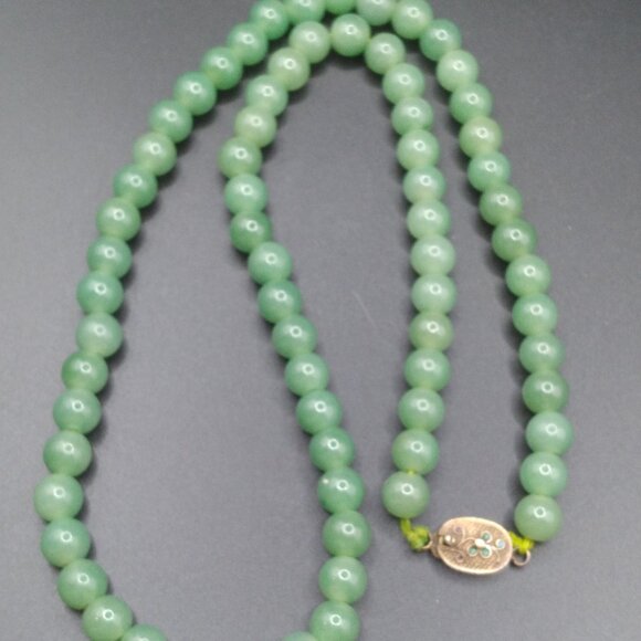 Vintage Chinese Pale Green Jade Enamel Silver Clasp Necklace - Picture 1 of 5